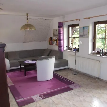 Ferienhaus Xl 5 Häuser In Kleiner Parkanlage Marlow